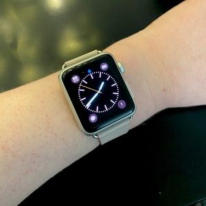 1st Gen Silver Apple Watch w/ Pink Leather Band